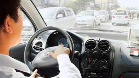 Giữ sức khỏe lái xe cuối năm. (26/11/2015)