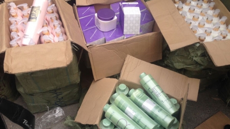 Cao điểm chống buôn lậu dược phẩm, mỹ phẩm, thực phẩm chức năng tại 2 thành phố lớn nhất cả nước.(03/12/2015)