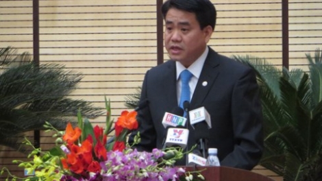 Hội đồng nhân dân thành phố Hà Nội đã bầu thiếu tướng Nguyễn Đức Chung - Giám đốc Công an thành phố Hà Nội làm Chủ tịch Ủy ban nhân dân thành phố (Thời sự trưa 4/12/2015)