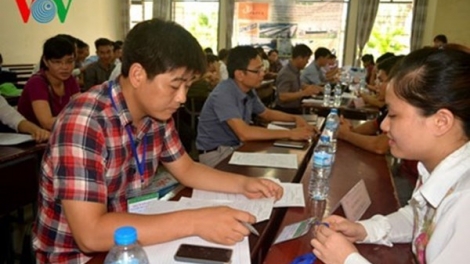 Còn lâu mới hết cảnh hàng nghìn sinh viên ra trường nhưng thất nghiệp (8/12/2015)