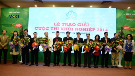 Kinh tế ngày 14/01/2015: Thắp lên ngọn lửa kinh doanh