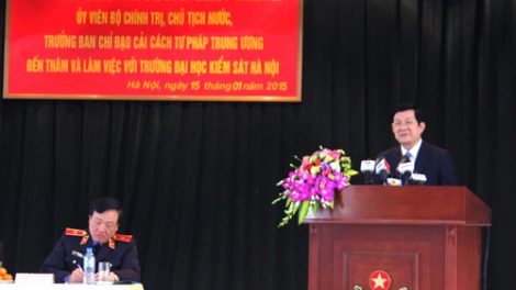 Thời sự chiều ngày 15/01/2015: Chủ tịch nước Trương Tấn Sang thăm và làm việc tại Trường Đại học Kiểm sát Hà Nội.