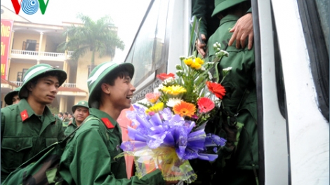 Quốc hội với cử tri ngày 20/01/2015: Học sinh, sinh viên có thể được tạm hoãn nghĩa vụ quân sự