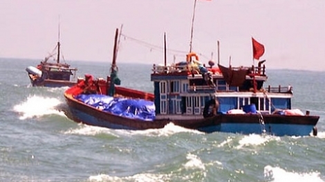 Biển đảo Việt Nam ngày 21/01/2015: Đảm bảo an toàn cho ngư dân vươn khơi bám biển.