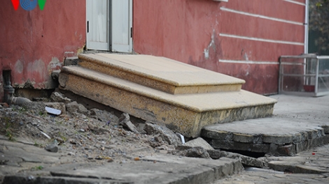 Chính phủ với người dân 30/01/2015: Ý kiến chuyên gia về tình trạng nhà tái định cư xuống cấp