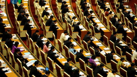 Quốc hội với cử tri ngày 06/01/2015: Tăng cường giám sát để không còn tình trạng thu hồi đất tùy tiện.