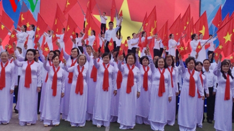 Thời sự trưa ngày 09/01/2015: Kỷ niệm 65 năm ngày truyền thống học sinh, sinh viên Việt Nam.