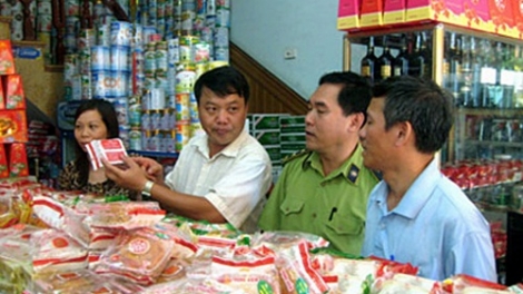 Quốc hội với cử tri ngày 02/02/2015: Luật vệ sinh an toàn thực phẩm chưa thực sự đi vào cuộc sống