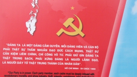 Biển đảo Việt Nam ngày 03/02/2015: Giáo dục tư tưởng chính trị - Nền tảng xây dựng Đảng.