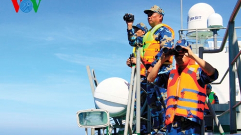Biển đảo Việt Nam ngày 04/3/2015: Tình người trên tàu Cảnh sát biển 8001.