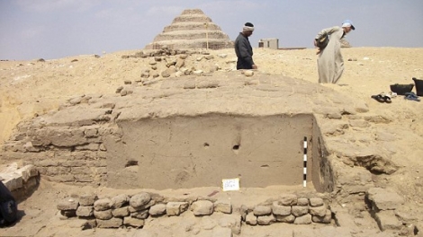 Tầm nhìn UNESCO ngày 11/4/2015: 	Ai Cập lên kế hoạch bảo vệ các đền thờ ở thánh địa Abydos.