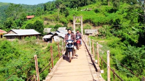 Chính phủ với người dân ngày 07/4/2015: Đổi thay ở huyện miền núi biên giới phía Tây tổ quốc.