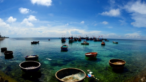 Thời sự trưa ngày 02/5/2015: Huyện đảo Lý Sơn để lại nhiều tình cảm cho du khách khi đến du lịch tại đây trong những ngày nghỉ lễ
