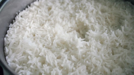 Thời sự chiều ngày 20/5/2015: Cục An toàn thực phẩm, Bộ Y tế phối hợp với các cơ quan chức năng xác minh thông tin gạo giả từ biên giới phía Bắc xâm nhập vào nước ta.