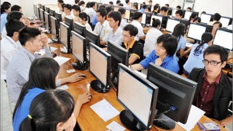 Công khai minh bạch trong tuyển dụng cán bộ công chức, viên chức (Chính phủ với người dân ngày 15/6/2015)