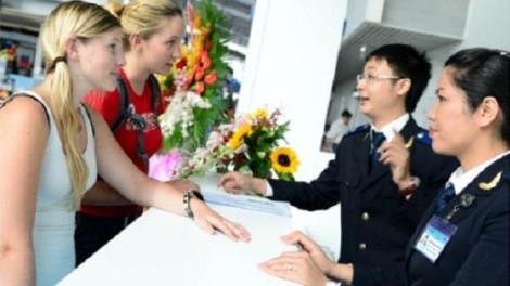 Thời sự chiều ngày 18/6/2015: Thủ tướng Chính phủ quyết định miễn visa cho công dân đến từ 5 quốc gia gồm: Italia, Tây Ban Nha, Anh, Pháp, Đức.