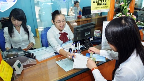 Tái cơ cấu ngân hàng - Mừng nhưng chưa hết lo