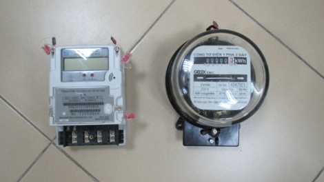 Từ việc hóa đơn tiền điện sai, nghĩ về việc hiện đại hóa công tác đo đếm, ghi chỉ số công tơ.