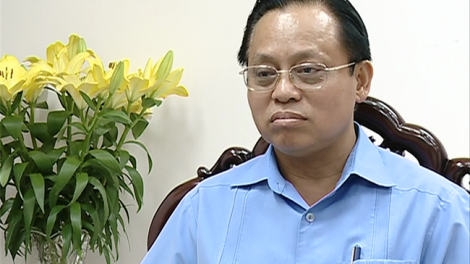 Nhận diện mối liên hệ giữa lợi ích nhóm và tham nhũng.