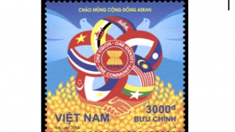 Thời sự chiều ngày 10/8/2015: Hôm nay, Hiệp hội các quốc gia Đông Nam Á ASEAN kỷ niệm 48 năm ngày thành lập và chính thức phát hành bộ tem, con dấu dùng chung trong các nước ASEAN