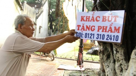 Câu chuyện về người khắc bút cuối cùng ở Hà Nội