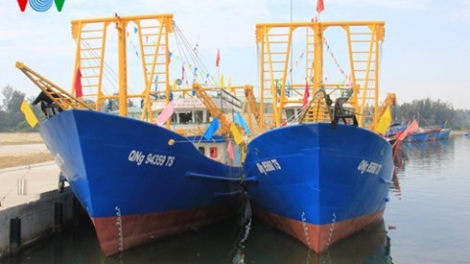 Đầu tư tàu dịch vụ nghề cá bằng thép hiện đại để giúp ngư dân "Vững chân ngoài khơi xa"