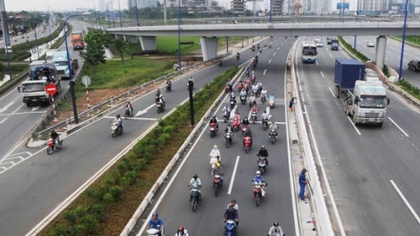 Hiệu quả đầu tư dự án giao thông nhìn từ hình thức thu hút đối tác công tư PPP.