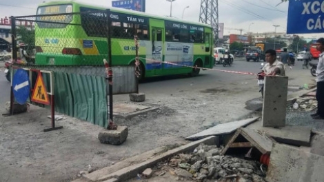 Liệu có thể truy cứu trách nhiệm hình sự đơn vị thi công vì những vi phạm gây ra tai nạn nghiêm trọng (24/10/2016)