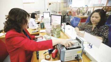 Tài chính tiêu dùng – vì sao lãi suất vẫn cao? (28/10/2016)