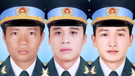 Truy thăng quân hàm đối với 3 phi công tử  nạn trong vụ máy bay rơi tại Bà Rịa Vũng Tàu (Thời sự đêm 19/10/2016)