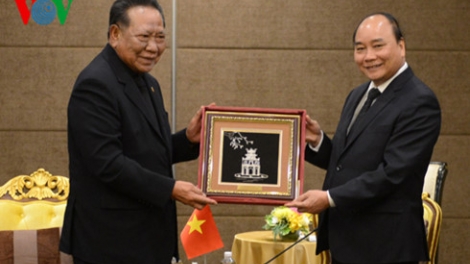 Thủ tướng Nguyễn Xuân Phúc tiếp Chủ tịch Hội Hữu nghị Thái Lan – Việt Nam Prachuab Chaiyasan (Thời sự đêm 28/10/2016)