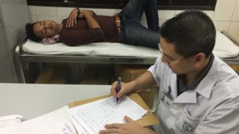 Lại vừa xảy ra 2 vụ hành hung phóng viên đang tác nghiệp tại Hà Nội và Thái Nguyên (7/11/2016)