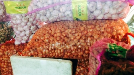 Cảnh báo tỏi Trung Quốc giá rẻ bán đầy chợ (15/12/2016)
