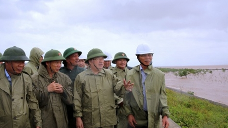Phó Thủ tướng Trịnh Đình Dũng yêu cầu nâng cao chất lượng công tác dự báo và chủ động phương án phòng chống thiên tai (Thời sự chiều 2/12/2016)
