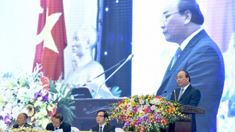 Thủ tướng Nguyễn Xuân Phúc nhấn mạnh phải xóa bỏ ngay tình trạng quan hệ thân hữu đang bóp chết việc làm ăn chân chính (Thời sự chiều 3/12/2016)