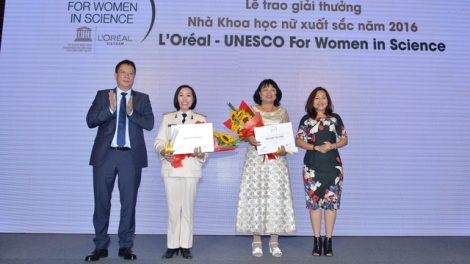 Vì sự phát triển của phụ nữ trong khoa học (2/12/2016)