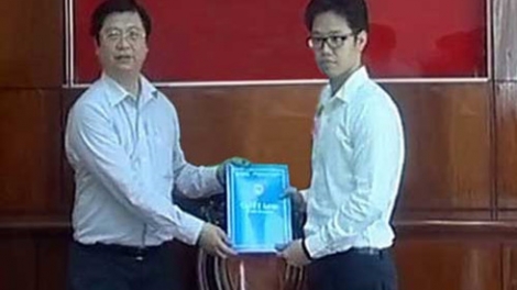 Ban chỉ đạo Tây Nam Bộ thành lập tổ công tác kiểm tra toàn bộ quy trình tuyển dụng, bổ nhiệm “siêu tốc”  ông Vũ Minh Hoàng (26 tuổi) làm Phó Vụ trưởng Vụ Kinh tế Ban chỉ đạo Tây Nam Bộ (Thời sự trưa 12/12/2016)