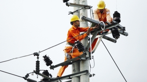 Tổng Công ty Điện lực miền Bắc thực hiện các giải pháp đảm bảo cung cấp điện ổn định cho mùa nắng nóng 2016. (28/4/2016)