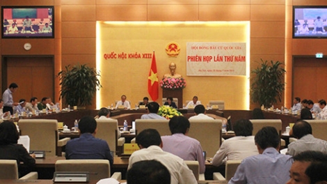Chủ tịch Quốc hội, Chủ tịch Hội đồng bầu cử Quốc gia Nguyễn Thị Kim Ngân khẳng định: Công tác chuẩn bị bầu cử đang được tiến hành đúng luật (Thời sự trưa 18/5/2016)