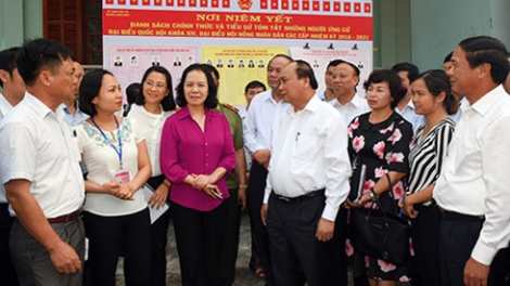 Thủ tướng Nguyễn Xuân Phúc tiếp xúc cử tri và vận động bầu cử tại thành phố Hải Phòng (Thời sự chiều 8/5/2016)