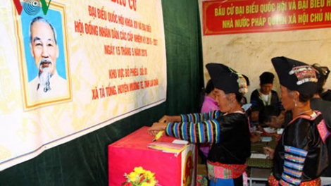 Rộn ràng ngày hội bầu cử sớm tại huyện Mường Tè, tỉnh Lai Châu và các đảo thuộc huyện đảo Trường Sa, tỉnh Khánh Hòa. (Thời sự trưa 15/5/2016)