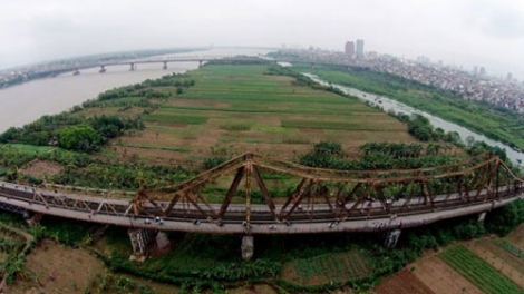 Đại diện mạng lưới sông ngòi Việt Nam đề nghị Chính phủ loại bỏ hẳn “siêu dự án” trên sông Hồng (Thời sự trưa 12/5/2016)