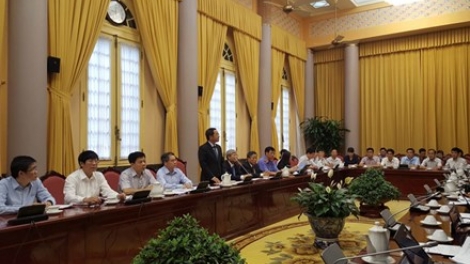 Lệnh của Chủ tịch nước về việc công bố Nghị quyết của Quốc hội, lùi thời hiệu thi hành Bộ luật Hình sự và một số Luật liên quan (Thời sự trưa 30/6/2016)