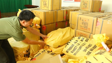 Công an tỉnh Quảng Nam vừa triệt phá đường dây mua bán, vận chuyển trái phép vật liệu nổ với quy mô cực lớn (Thời sự chiều 20/6/2016)