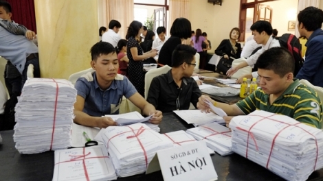 Thí sinh đăng ký dự thi Trung học phổ thông quốc gia năm nay giảm 15% so với năm ngoái (Thời sự trưa 9/6/2016)