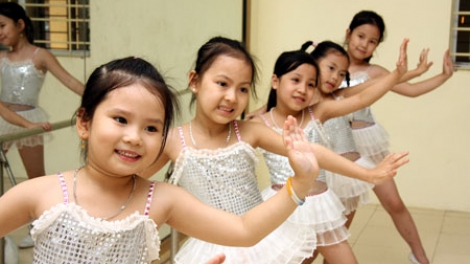 Việt Nam có thể thiếu khoảng 4 triệu nữ giới vào năm 2050. (Thời sự chiều 29/6/2016)