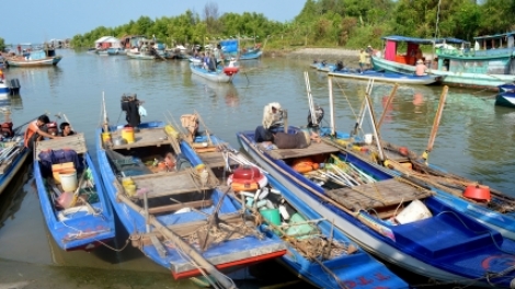 Cần chính sách chuyển đổi nghề cho ngư dân ven bờ (28/6/2016)