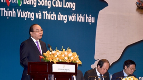 Thủ tướng Nguyễn Xuân Phúc dự Diễn đàn Đồng bằng sông Cửu Long với nội dung chủ yếu thảo luận về thách thức và cơ hội đối với khu vực này trước tình trạng biến đổi khí hậu (Thời sự trưa 27/6/2016)