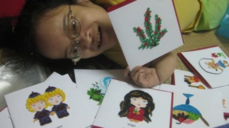 Cô gái mắc bệnh xương thủy tinh vượt lên số phận - làm kinh tế giỏi (21/7/2016)