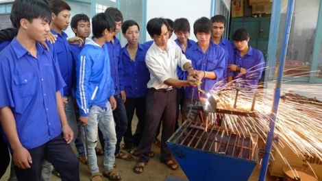 Nâng cao hiệu quả đào tạo nghề và giải quyết việc làm cho lao động nông thôn (25/7/2016)
